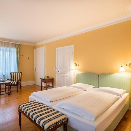 Schlosshotel Neckarbischofsheim Exterior photo