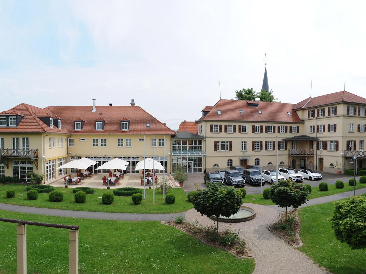 Schlosshotel Neckarbischofsheim Exterior photo
