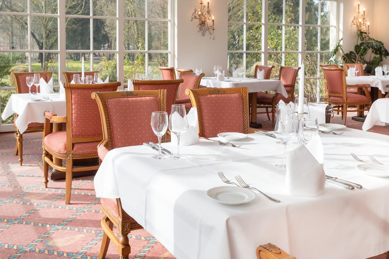Schlosshotel Neckarbischofsheim Exterior photo