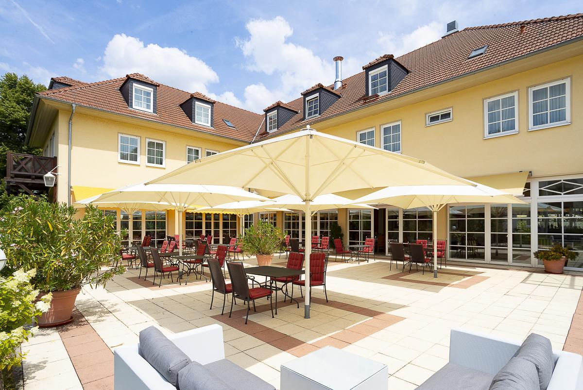 Schlosshotel Neckarbischofsheim Exterior photo
